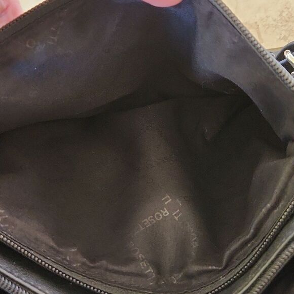Rosetti black crossbody handbag with adjustable strap. - Picture 5 of 6